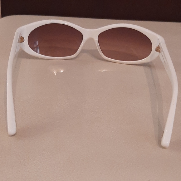Michael Kors Designer Authentic White Retro Vintage Sunglasses - Picture 5 of 10